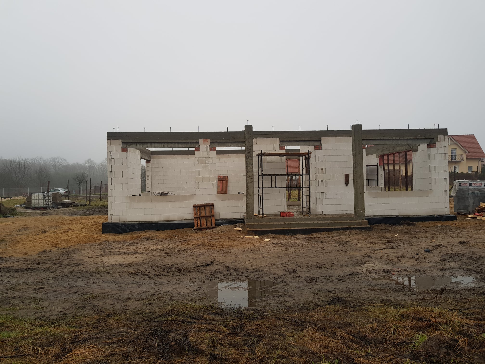 Ściany i konstrukcja